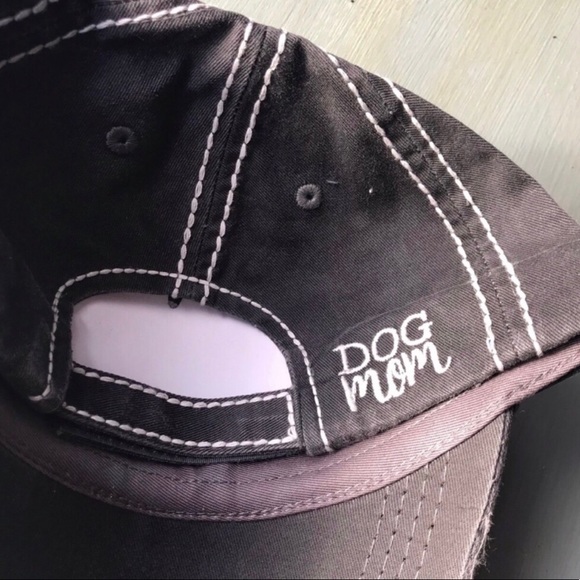 🆕 Restocked❗️Dog Mom Adjustable Distressed Cap - Picture 4 of 4